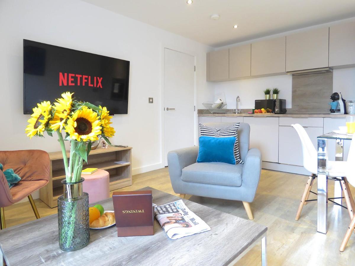 Tudors Esuites Birmingham Corporate Apartments Zewnętrze zdjęcie